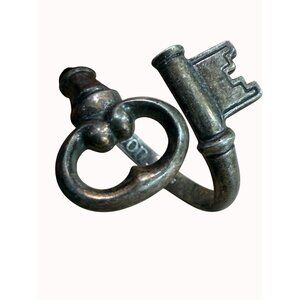 Vintage Avon Sterling Silver Secret Key Wrap Ring Size 9 Retro, Mid-Century, 925